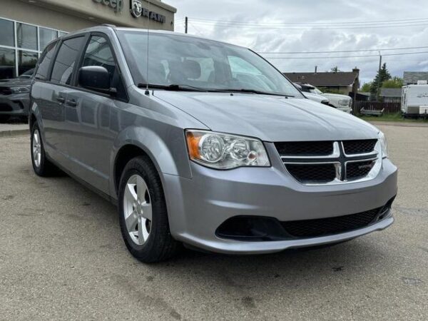 Sold 2019 Dodge Grand Caravan SE Plus Package | V6 | Roof Racks | FlexFuel | Keyless Entry | Stock # P1643 - Image 10