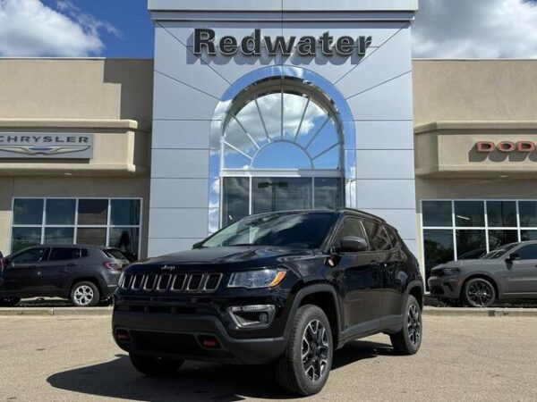 Used 2021 Jeep Compass Trailhawk 4x4 | Low KMs | 2.4L | Backup Camera | Remote Start | Keyless Entry | Premium Vinyl Stock # P1567A