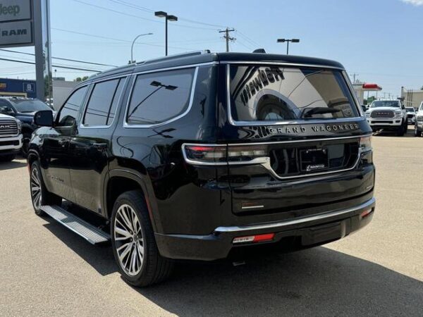 Sold 2022 Jeep Grand Wagoneer Series III 4WD SUV | Low KMs | V8 | Rear Video Screens | Heated Vented Seats | Leather Stock # P1647 - Image 4