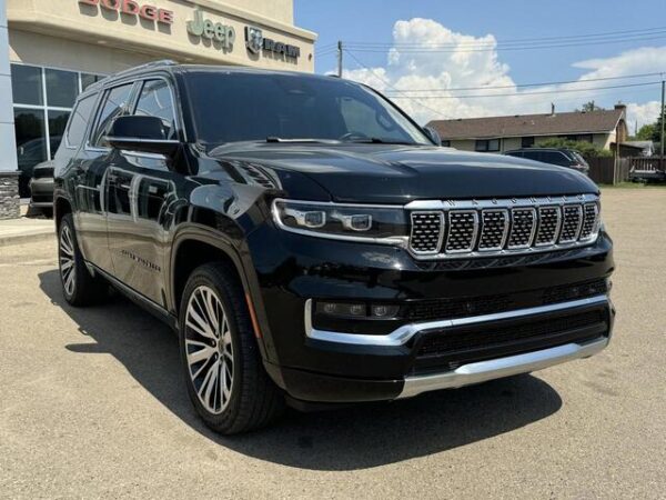 Sold 2022 Jeep Grand Wagoneer Series III 4WD SUV | Low KMs | V8 | Rear Video Screens | Heated Vented Seats | Leather Stock # P1647 - Image 11