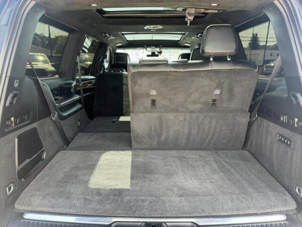 Sold 2022 Jeep Grand Wagoneer Series III 4WD SUV | Low KMs | V8 | Rear Video Screens | Heated Vented Seats | Leather Stock # P1647 - Image 7