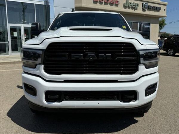 Sold 2024 Ram 3500 Laramie Night Edition Crew Cab 4x4 | 6.7L | Low KMs | Leather | AISIN Tranny | Sunroof | Lvl B Equip | Stock # P1652 - Image 9