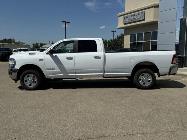 Sold 2019 Ram 3500 Big Horn Crew Cab 4x4 | Low KMs | HEMI V8 | Front Bench | Backup Camera - Image 3