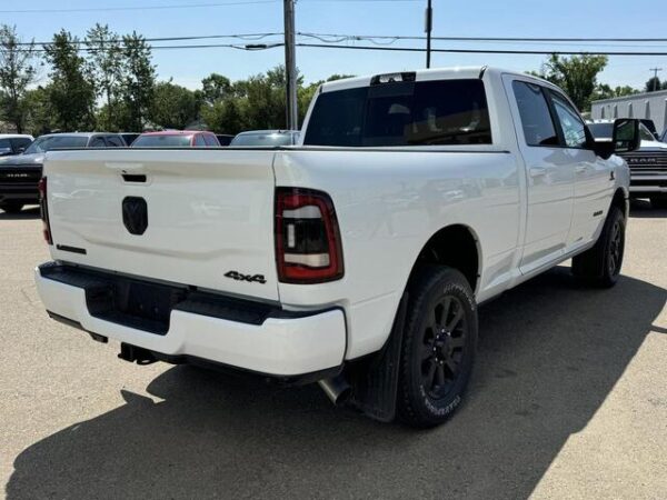 Sold 2024 Ram 3500 Laramie Night Edition Crew Cab 4x4 | 6.7L | Low KMs | Leather | AISIN Tranny | Sunroof | Lvl B Equip | Stock # P1652 - Image 6