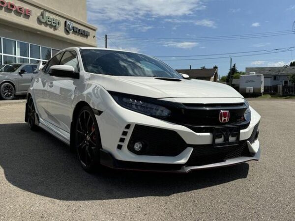 Sold 2018 Honda Civic Type R Hatchback Manual | Low KMs | 2L Turbo | Backup Camera | Spoiler | Stock # P1664 - Image 10