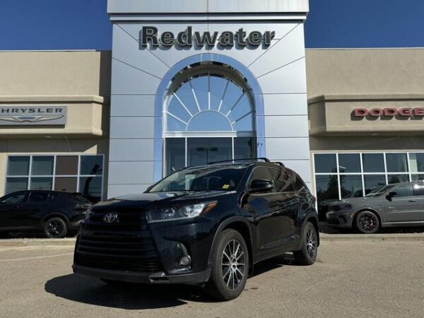 Used 2017 Toyota Highlander XLE AWD SUV | V6 | Backup Camera | Power Liftgate | Heated Seats | Stock # P1673