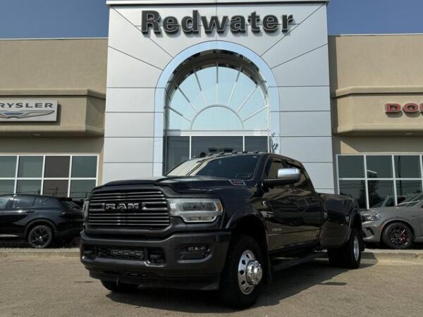 Sold 2021 Ram 3500 Laramie Dually Crew Cab 4x4 | Low KMs | Cummins | Leather | Front Bench | NAV | Stock # P1668