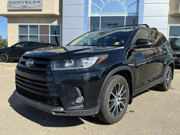 Used 2017 Toyota Highlander XLE AWD SUV | V6 | Backup Camera | Power Liftgate | Heated Seats | Stock # P1673 - Image 2