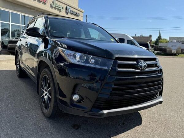 Used 2017 Toyota Highlander XLE AWD SUV | V6 | Backup Camera | Power Liftgate | Heated Seats | Stock # P1673 - Image 11