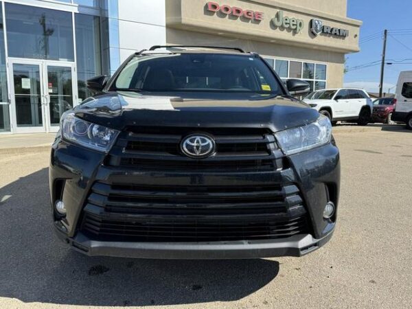 Used 2017 Toyota Highlander XLE AWD SUV | V6 | Backup Camera | Power Liftgate | Heated Seats | Stock # P1673 - Image 12