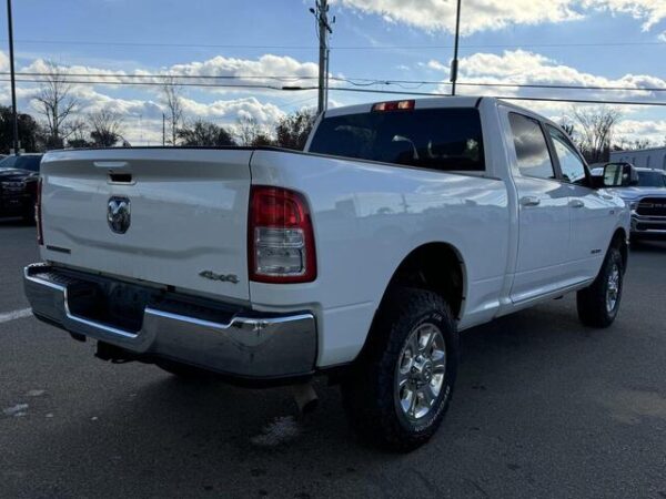 Used 2022 Ram 2500 Big Horn Crew Cab 4x4 | Low KMs | HEMI V8 | Front Bench | Cloth | Backup Camera Stock # P1731 - Image 6