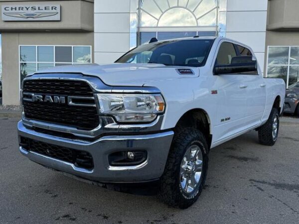 Used 2022 Ram 2500 Big Horn Crew Cab 4x4 | Low KMs | HEMI V8 | Front Bench | Cloth | Backup Camera Stock # P1731 - Image 2