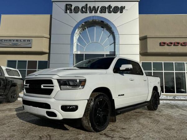 2023 Ram 1500 Sport GT Crew Cab 4x4 | Low KMs | HEMI V8 | Leather | Heated Vented Seats | Side Steps | Stock # P1792