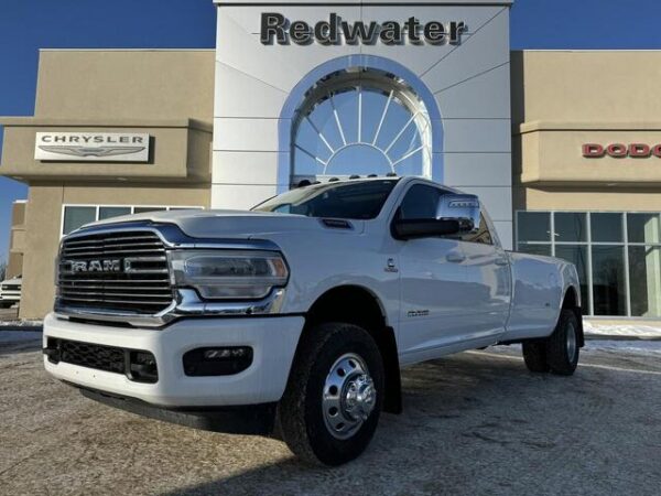 2023 Ram 3500 Laramie Dually Crew Cab 4x4 | Low KMs | Cummins | Sunroof | Leather | Towing Stock # P1793