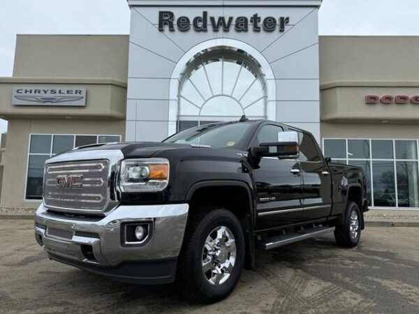 2019 GMC Sierra 3500HD SLT Crew Cab 4WD | V8 Duramax Diesel | OnStar | Backup Camera Stock # RR38735C