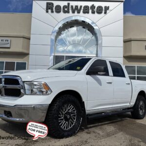 2022 Ram 1500 Classic SLT Crew Cab 4x4 Stock P1801