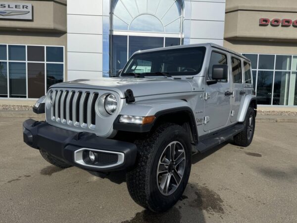 2023 Jeep Wrangler Sahara 4-Door 4x4 | Low KMs | V6 | NAV | Remote Start | Heated Seats Stock P1794