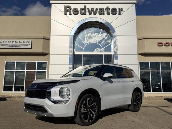 Used 2024 Mitsubishi Outlander GT S AWC SUV | Low KMs | Backup Camera | Heated Seats | Head Up Display | Stock: SR21005A